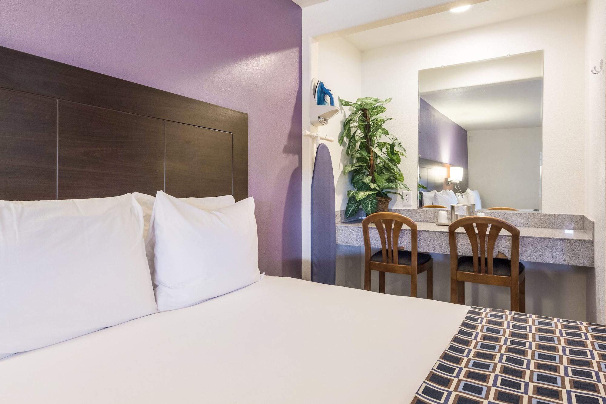 Rodeway Inn Near Downtown Монтерей Екстер'єр фото
